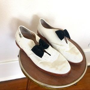 White Bass loafers with back velvet bow.